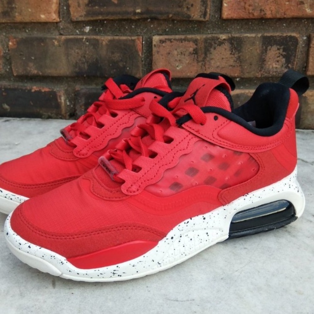 Nike Jordan air max 200 red sneakers